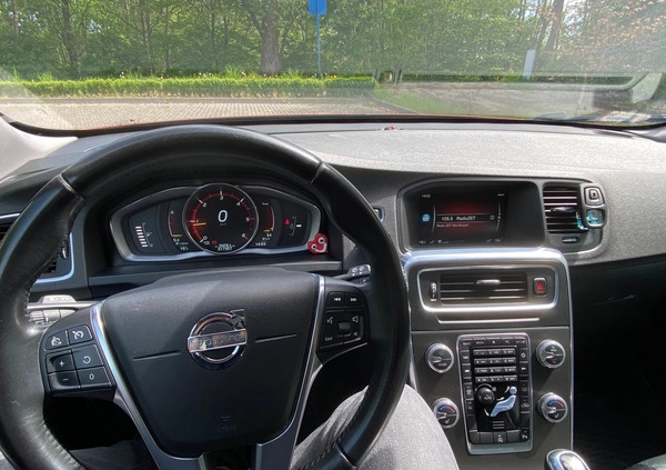 Volvo V60 cena 33000 przebieg: 318000, rok produkcji 2014 z Prochowice małe 79